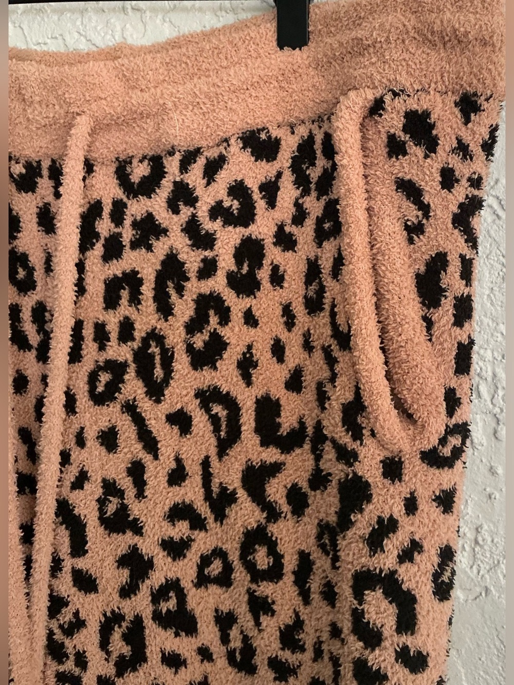 JoySpun Cozy Leopard Print Lounge Pants - Tan & Black - Picture 5 of 8
